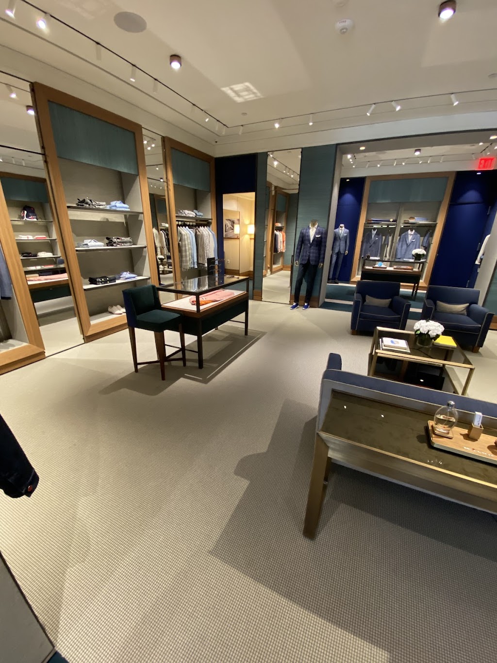 Kiton Americana Manhasset | 2100A Northern Blvd, Manhasset, NY 11030 | Phone: (516) 472-7653