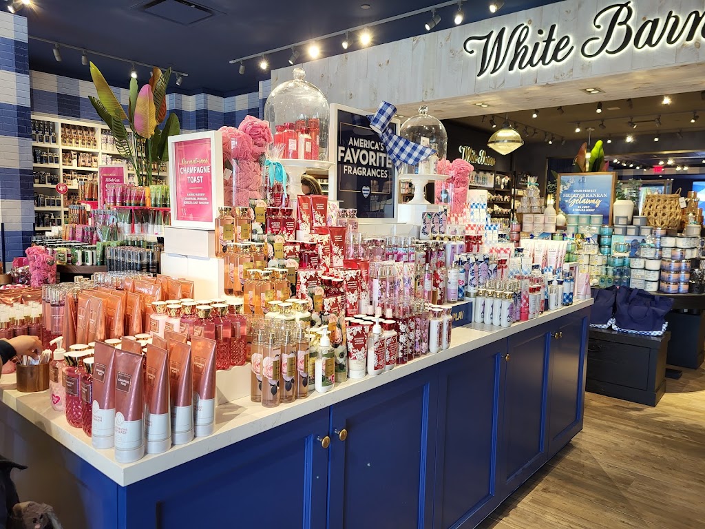 Bath & Body Works | 537 Monmouth Rd, Jackson Township, NJ 08527, USA | Phone: (848) 373-2137