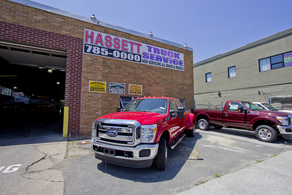 Hassett Truck Center | 1886 Seaford Ave, Wantagh, NY 11793, USA | Phone: (516) 785-0000