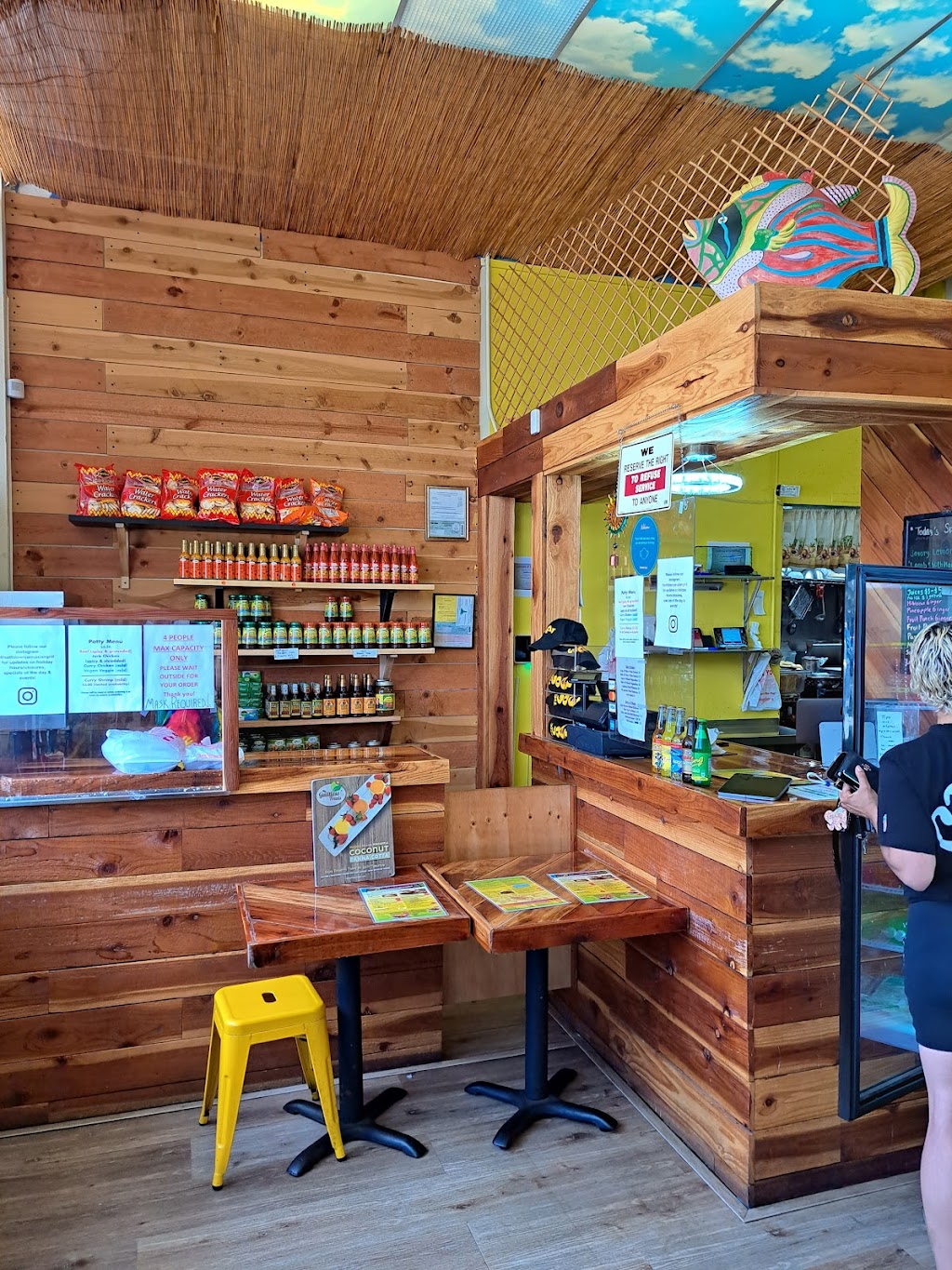 Sattdown Jamaican Grill | 11320 Ventura Blvd, Studio City, CA 91604, USA | Phone: (818) 766-3696