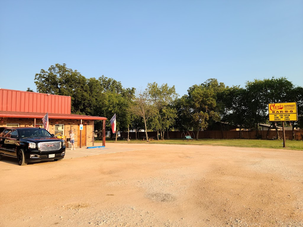 Clarks Outpost Restaurant | 103 N Ray Roberts Pkwy, Tioga, TX 76271, USA | Phone: (940) 437-2414