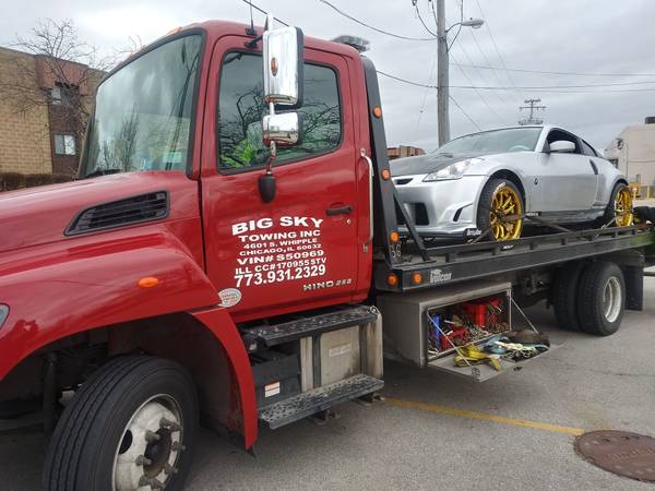 Big Sky Towing Inc. | 3015 W 46th St, Chicago, IL 60632 | Phone: (773) 931-2329