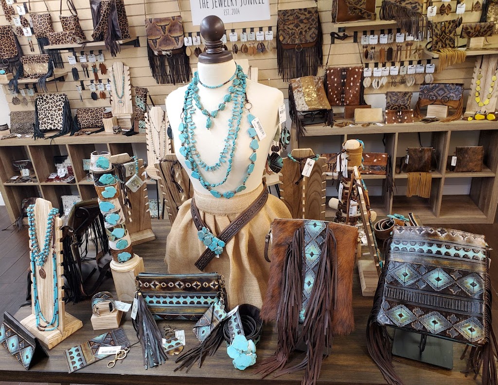 The Jewelry Junkie | 405 W Kennedale Pkwy, Kennedale, TX 76060, USA | Phone: (817) 501-8503