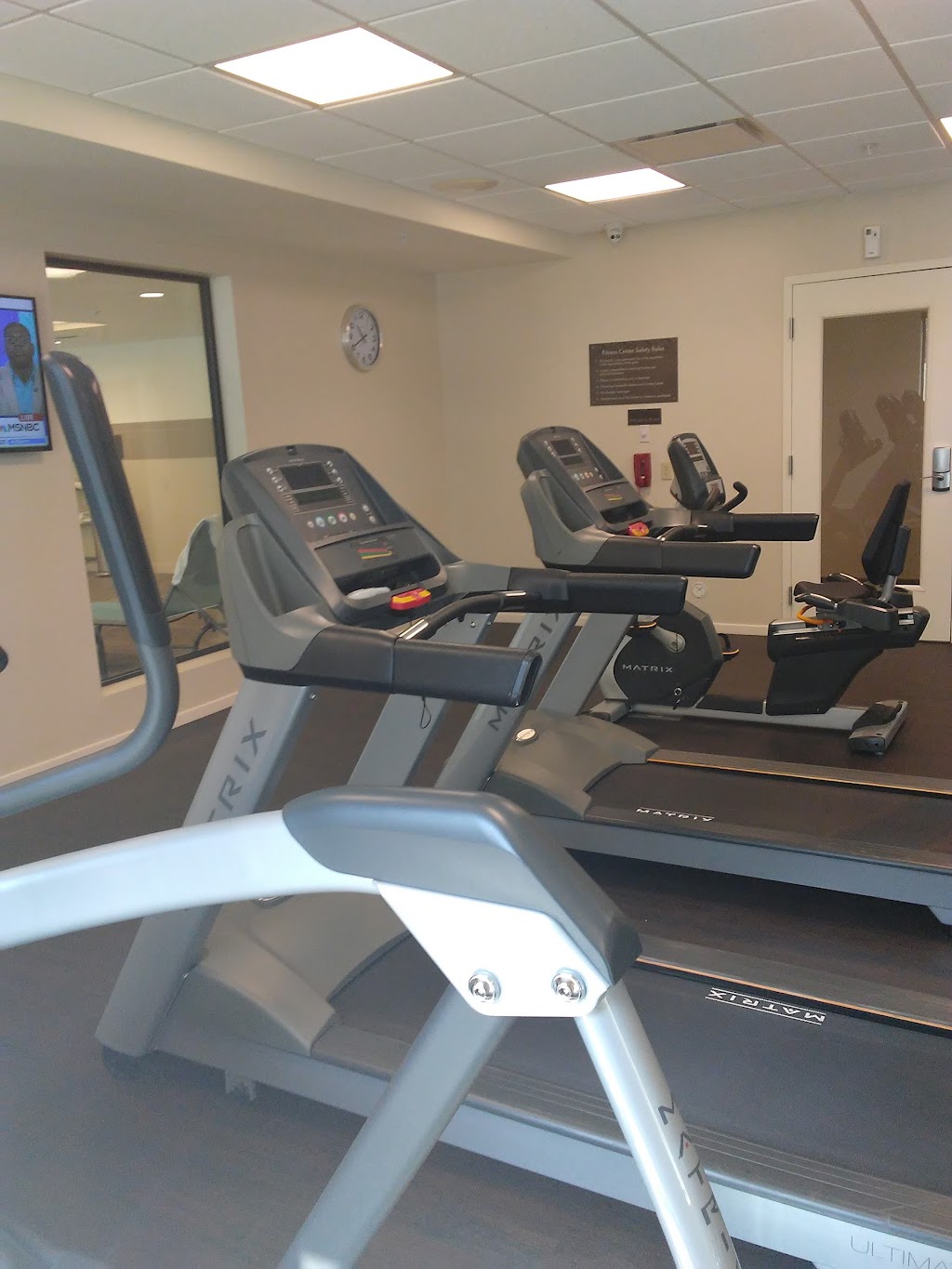 Comfort Suites Youngstown North | 201 Perni Ln, Youngstown, OH 44505, USA | Phone: (330) 403-5968