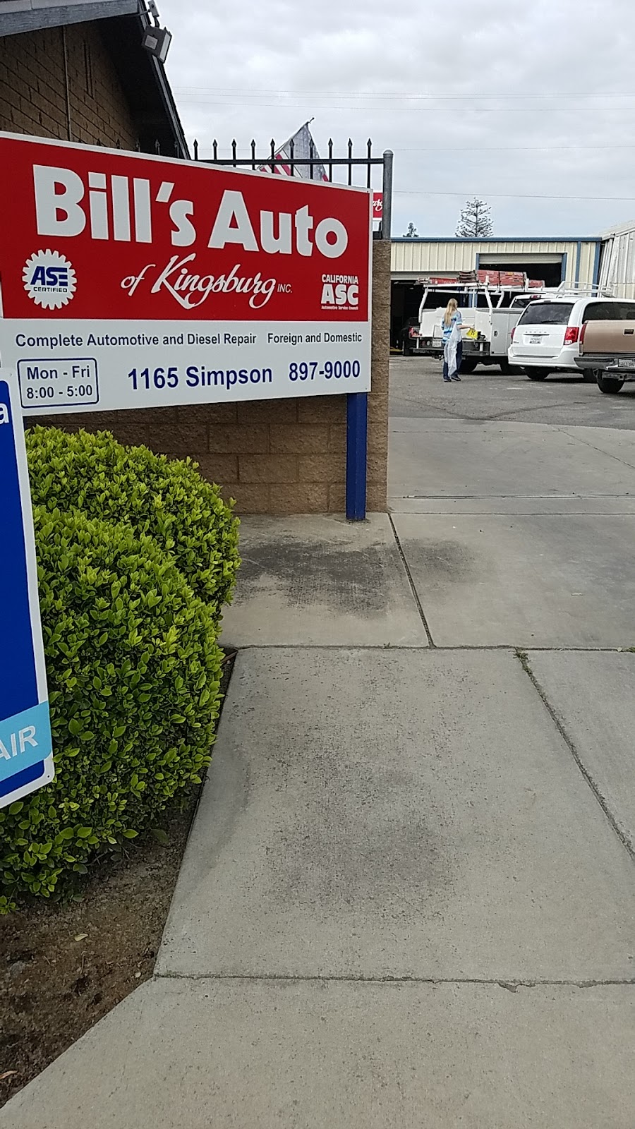 Bills Auto of Kingsburg | 1165 Simpson St, Kingsburg, CA 93631, USA | Phone: (559) 897-9000