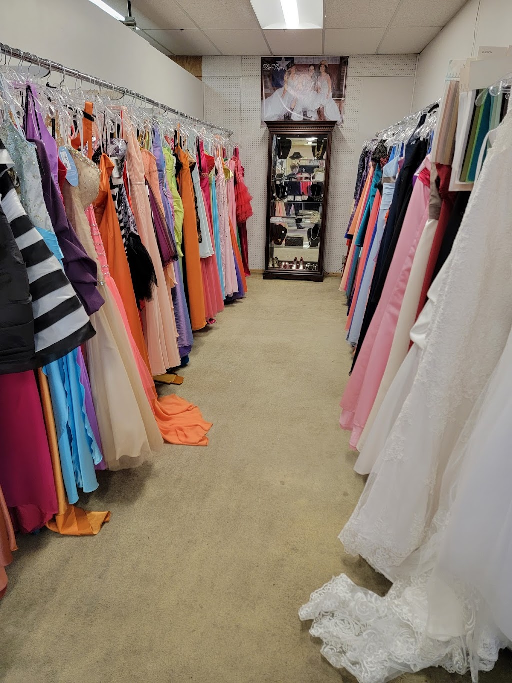 American Tuxedo and Bridal | 3629 Gallatin Pike, Nashville, TN 37216, USA | Phone: (615) 262-4528