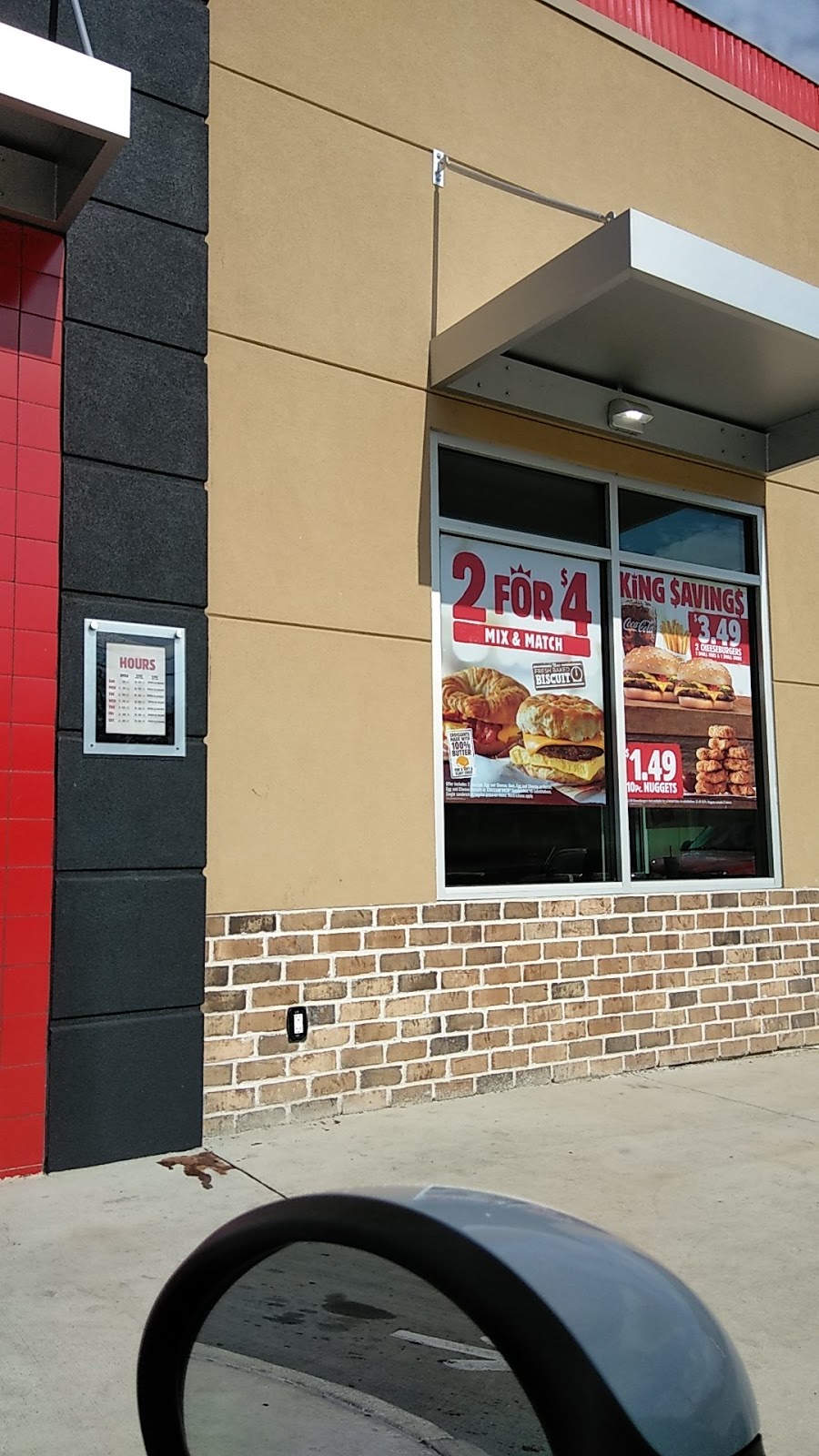 Burger King | 720 W Seminary Dr, Fort Worth, TX 76115, USA | Phone: (682) 207-2500