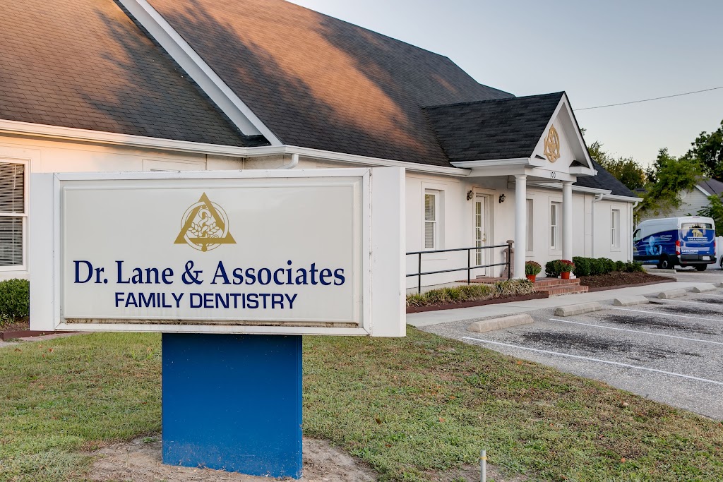 Lane & Associates Family Dentistry - Erwin | 100 N 10th St, Erwin, NC 28339, USA | Phone: (910) 897-4083