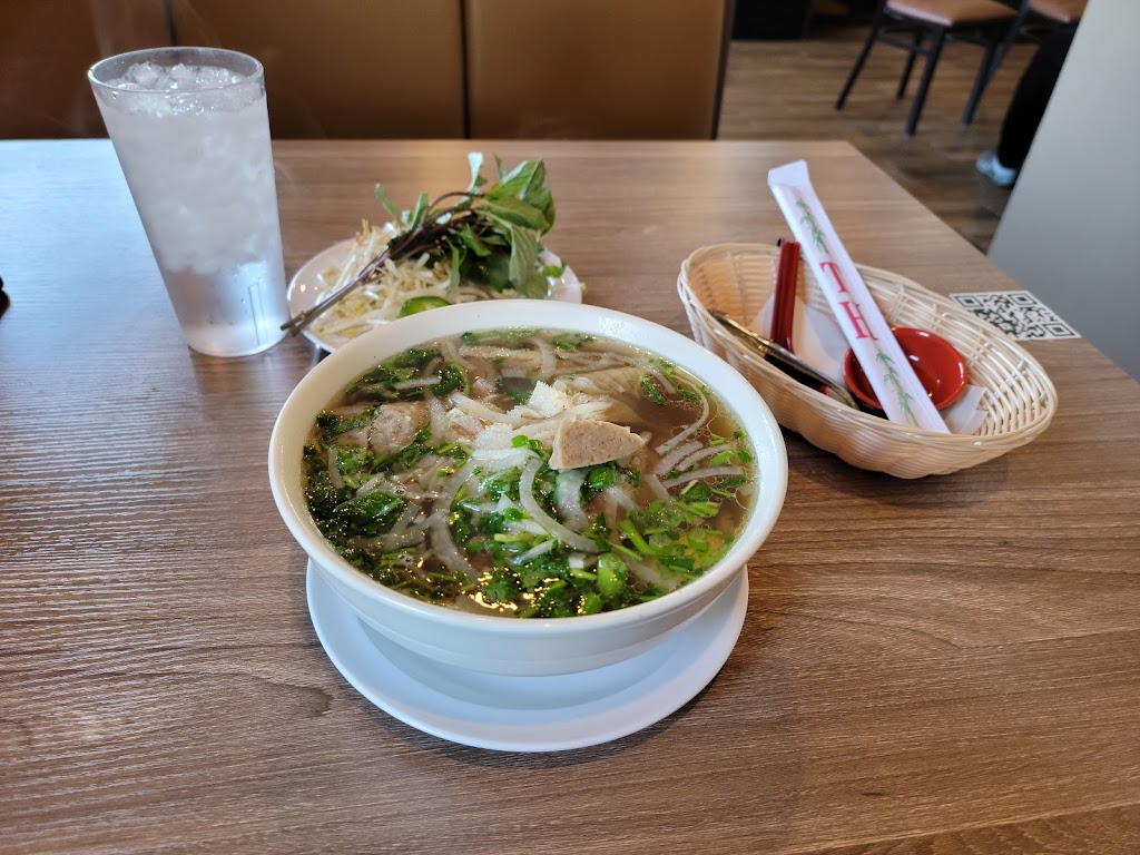 Bone & Broth - Vietnamese Pho Cuisine | 4320 Mills Cir Suite A, Ontario, CA 91764, USA | Phone: (909) 481-7272