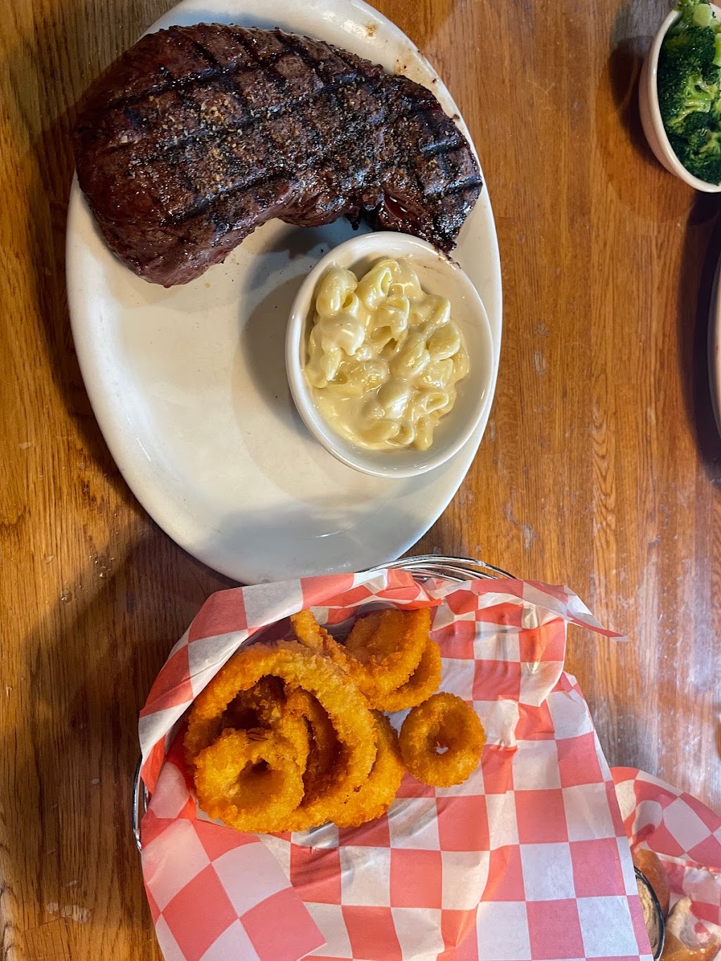 Cattlemans Roadhouse | 221 Breighton Cir, Shelbyville, KY 40065, USA | Phone: (502) 647-5959