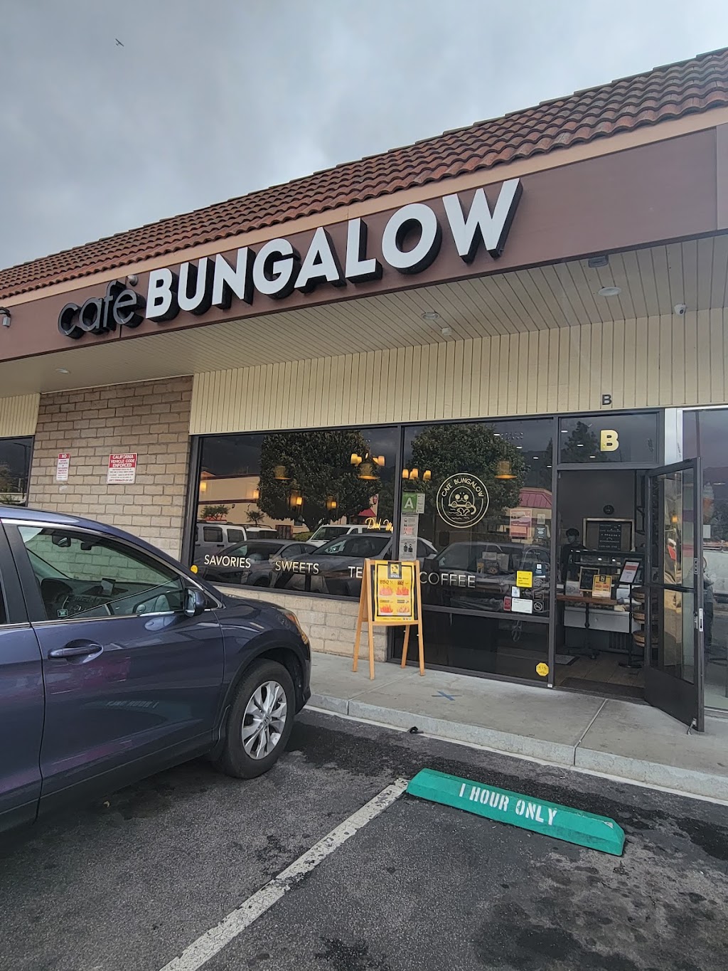 Café Bungalow | 992 E Alosta Ave b, Azusa, CA 91702, USA | Phone: (626) 633-3708