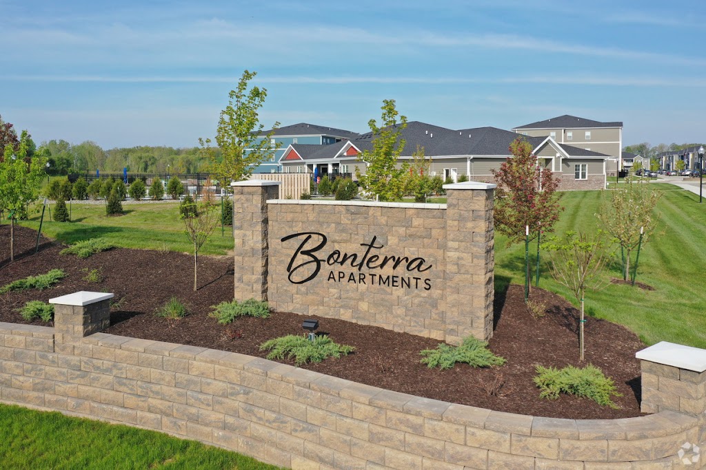 Bonterra Apartments | 660 Bonterra Blvd, Fort Wayne, IN 46845, USA | Phone: (260) 230-2633