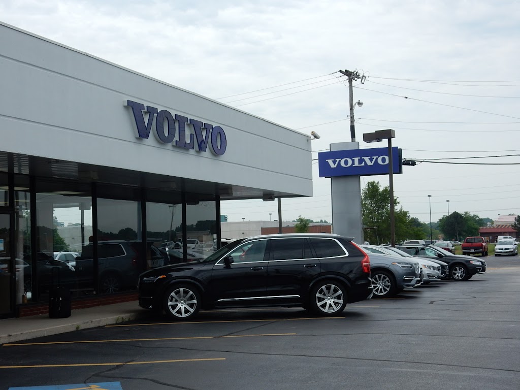Napleton Volvo - Schererville | 1349 Indianapolis Blvd, Schererville, IN 46375, USA | Phone: (219) 865-3800