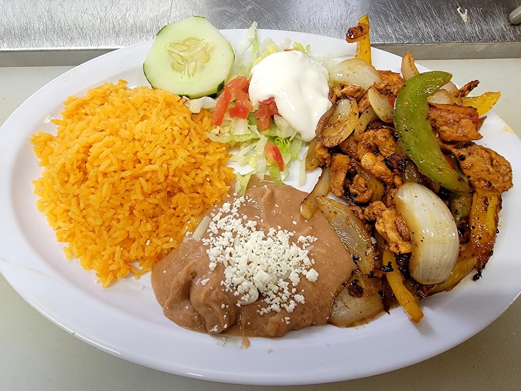 Taqueria chicken master | 3866 Sullivant Ave, Columbus, OH 43228, USA | Phone: (614) 364-2851