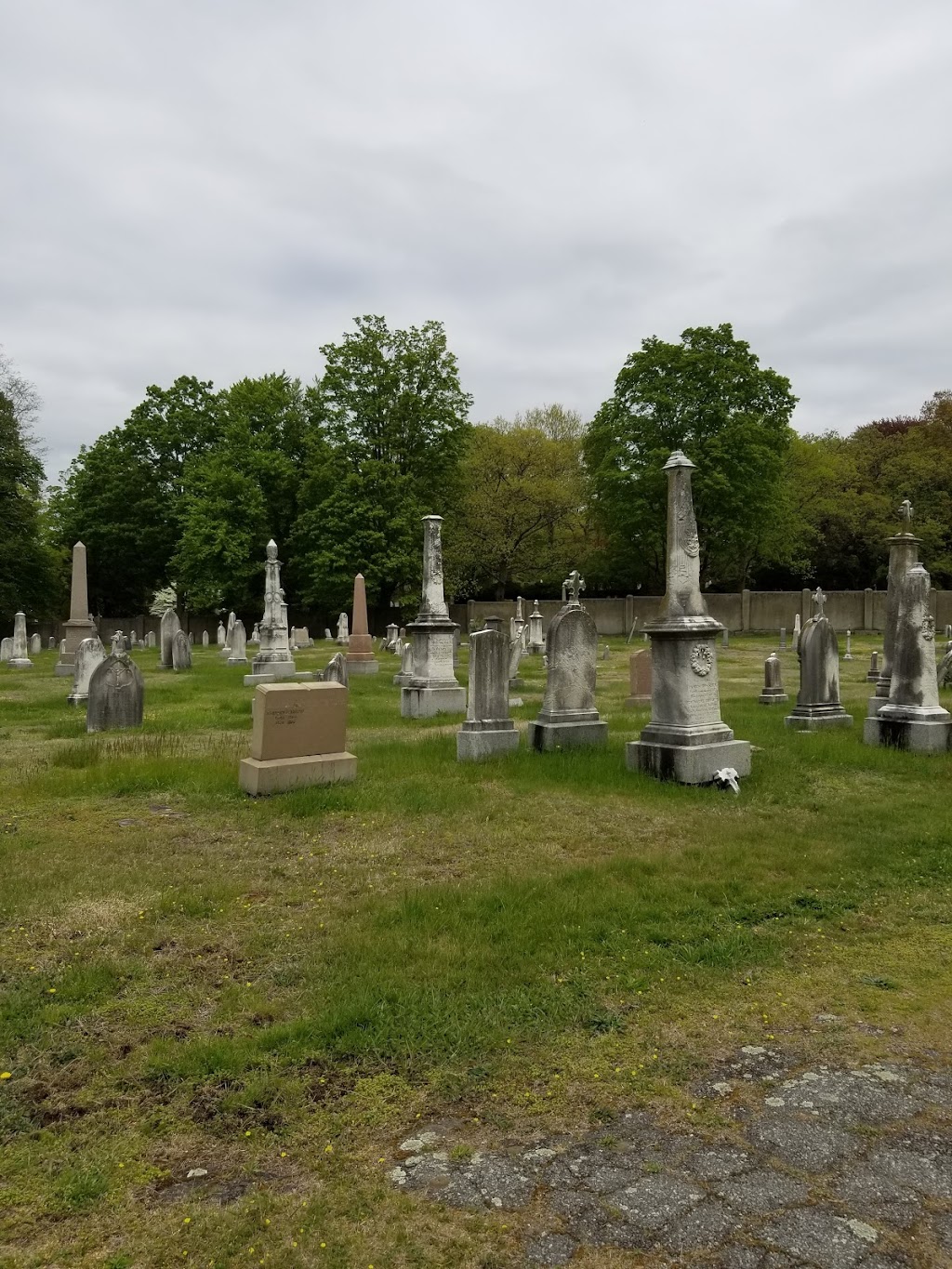 Catholic Mount Auburn Cemetery | 64 Cottage St, Watertown, MA 02472, USA | Phone: (781) 322-6300