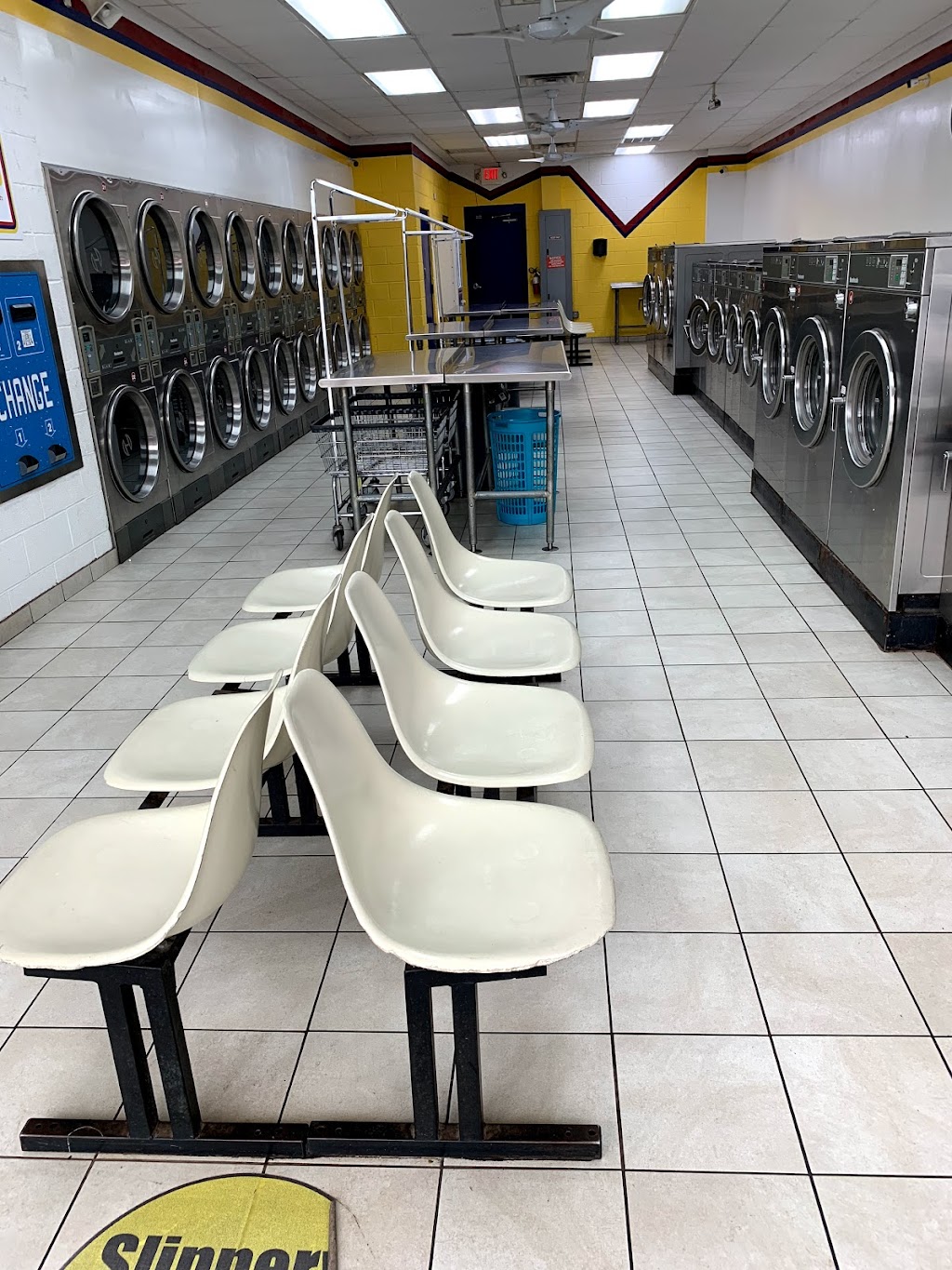 24/7 Coin Laundry | 11517 Veterans Memorial Hwy, Douglasville, GA 30134, USA | Phone: (678) 656-7577