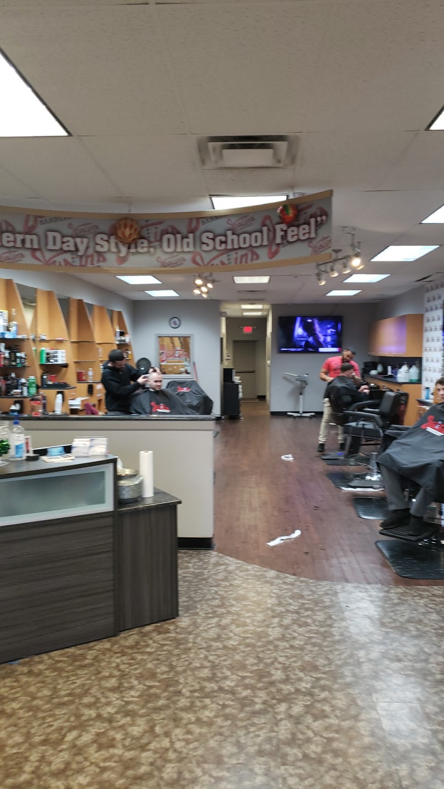 Justins Barbershop V LLC | 4028 US-9, Morganville, NJ 07751, USA | Phone: (732) 414-1072