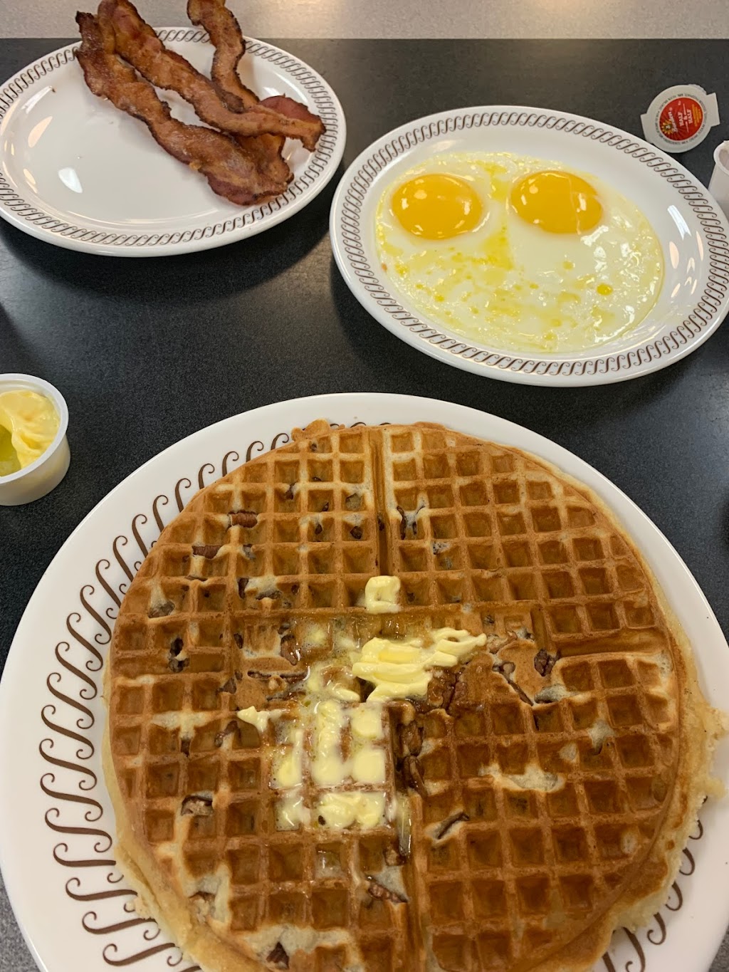 Waffle House | 11185 Gulf Blvd, Treasure Island, FL 33706, USA | Phone: (727) 363-1552