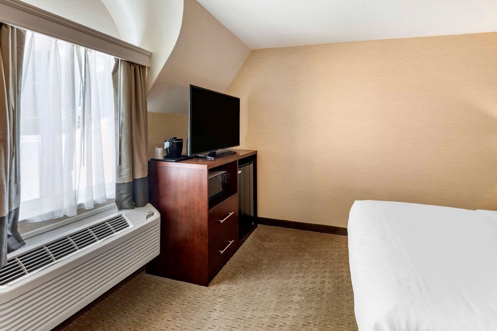 Comfort Inn | 1818 El Camino Real, Redwood City, CA 94063, USA | Phone: (650) 599-9636