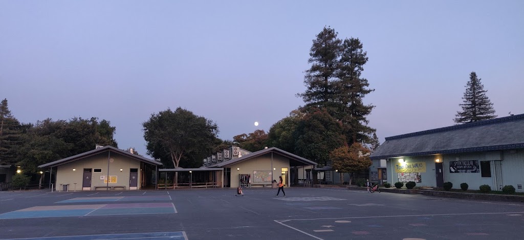 Oak Avenue Elementary School | 1501 Oak Ave, Los Altos, CA 94024, USA | Phone: (650) 237-3900