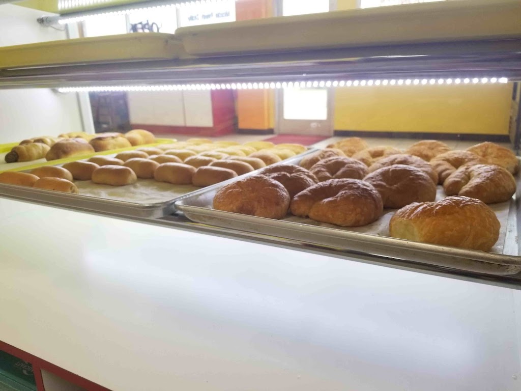 Hutchins Donuts | 203 N Main St, Hutchins, TX 75141, USA | Phone: (972) 225-0808