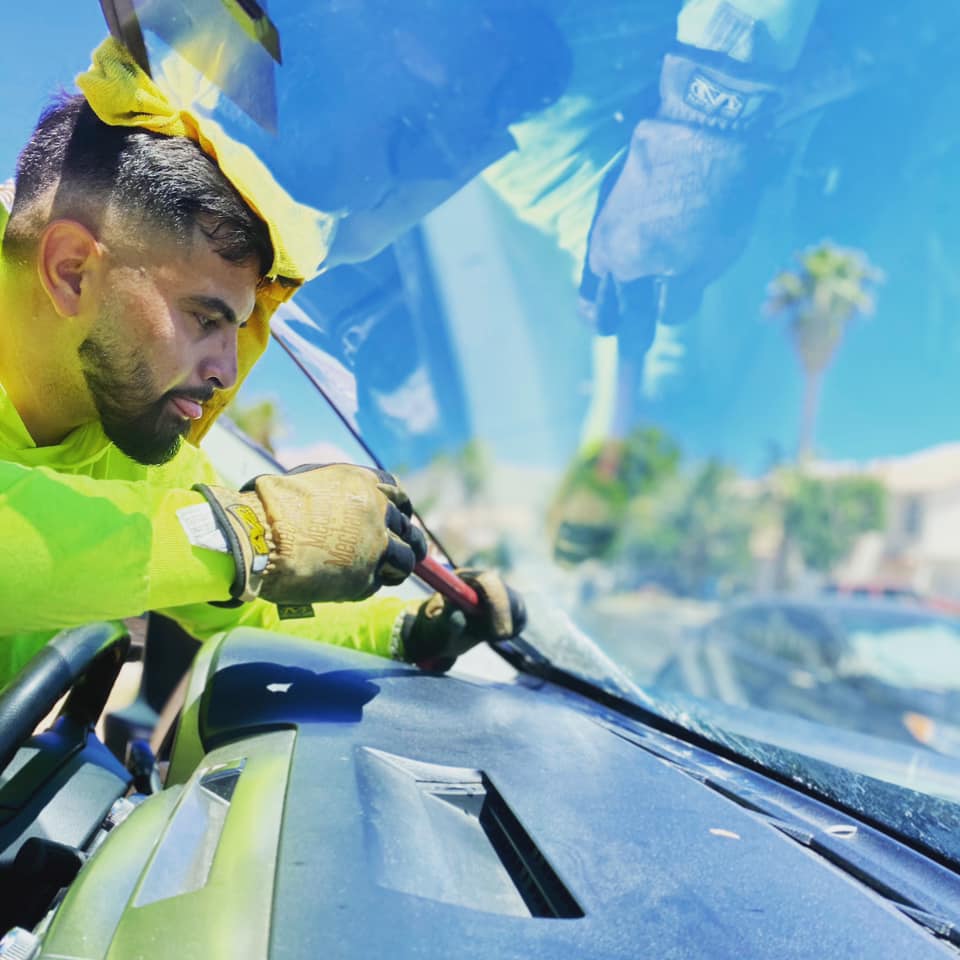 MAKE AUTOGLASS | 24100 MC 85, Buckeye, AZ 85326, USA | Phone: (602) 884-7116