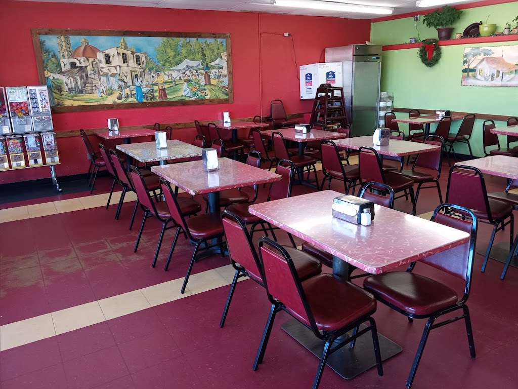 Ernestos Taqueria | 4050 Hemphill St, Fort Worth, TX 76110, USA | Phone: (817) 921-3147