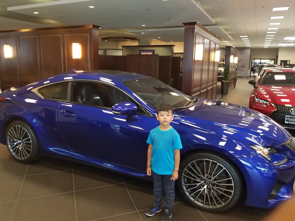 McGrath Lexus of Westmont | 500 E Ogden Ave, Westmont, IL 60559, USA | Phone: (331) 299-4631