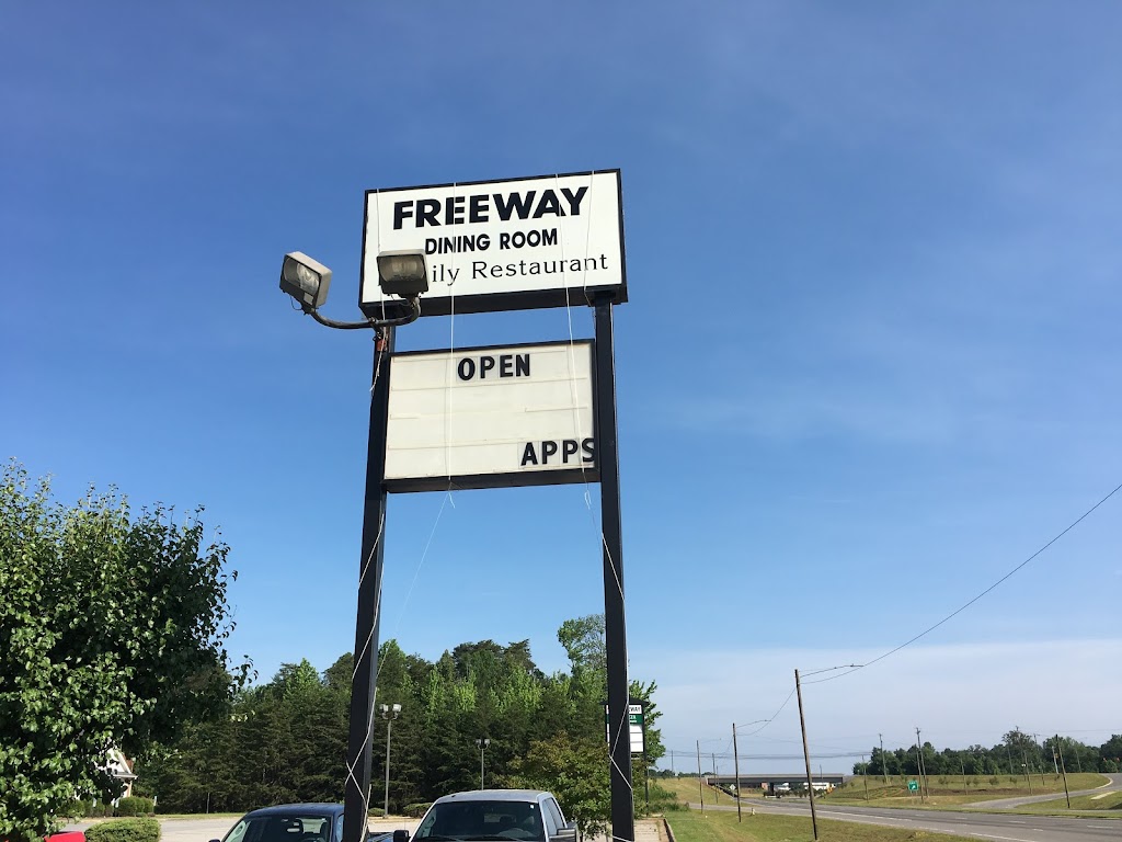 Freeway Diner | 1447 Freeway Dr., Reidsville, NC 27320, USA | Phone: (336) 337-9673