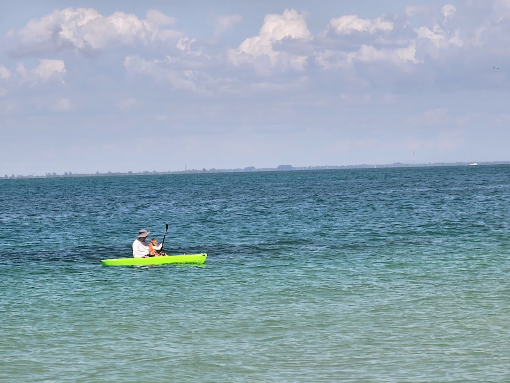 The Rod and Reel Resort | 877 N Shore Dr, Anna Maria, FL 34216, USA | Phone: (941) 251-4740