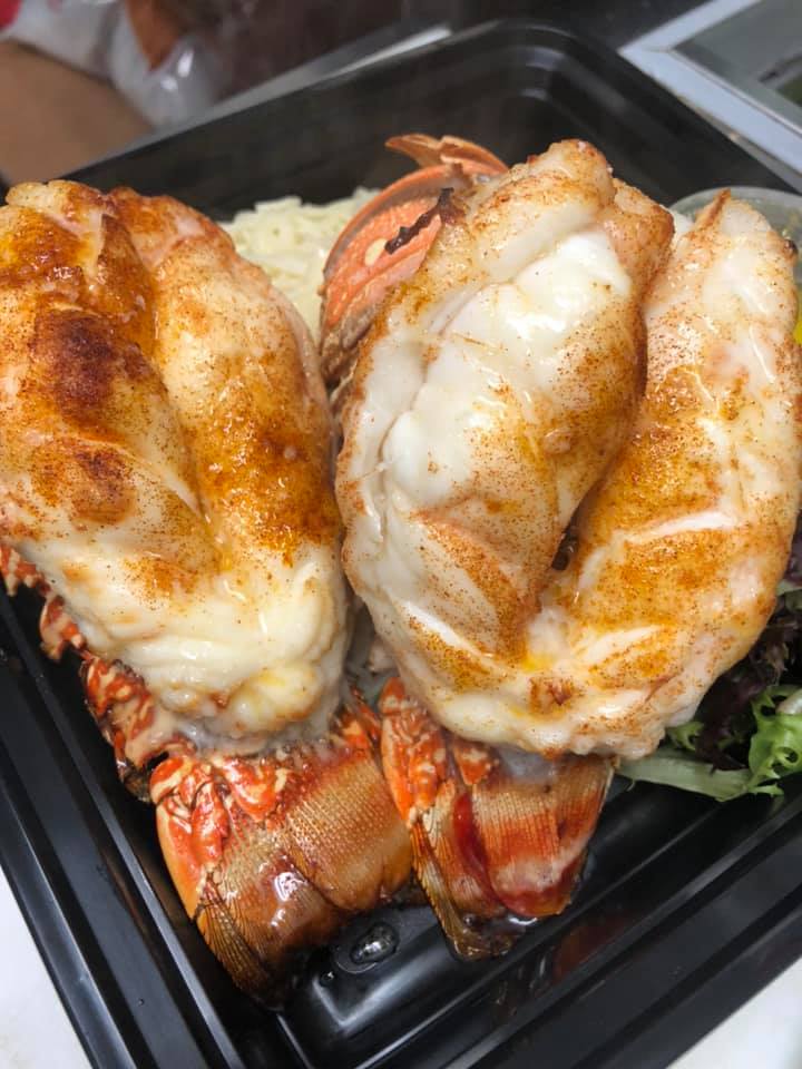 Brooklyn's Lobster Shack in 1 Dolly Ave, PA 15644, USA