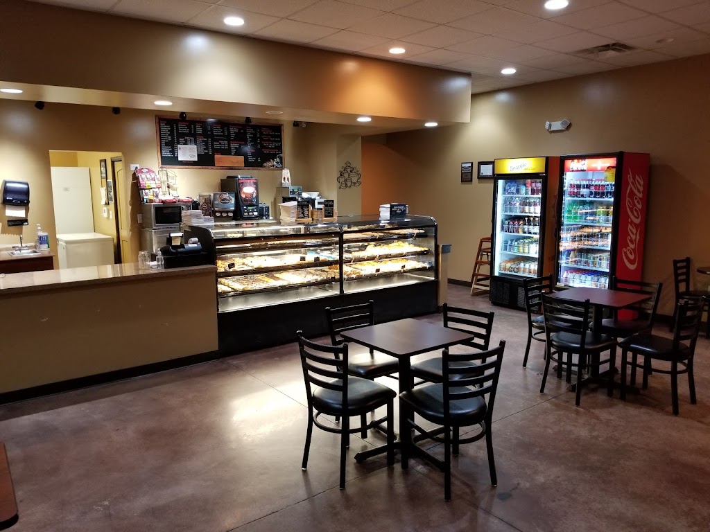 Snowflake Donuts & Kolaches | 1685 River Rd #100, Boerne, TX 78006, USA | Phone: (830) 331-2059