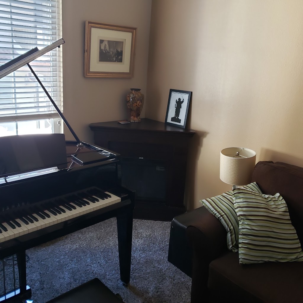 John Marios Piano and Voice Lessons | 28780 Old Town Front St #C1, Temecula, CA 92590, USA | Phone: (951) 290-3711