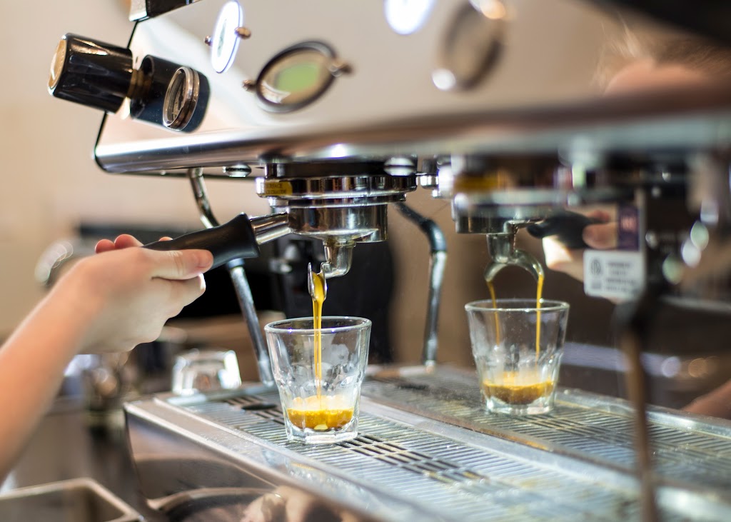 Graceland Grocery | 8600 US-290, Austin, TX 78736, USA | Phone: (512) 301-8552