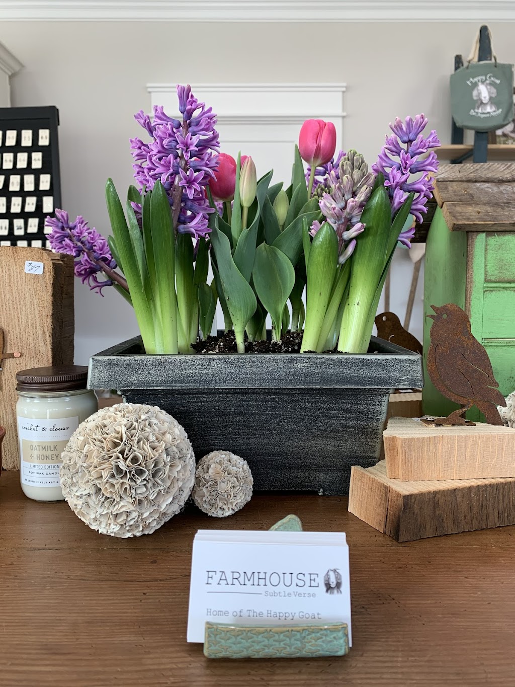 Farmhouse Subtle Verse | 2800 S. St, OH-100, Tiffin, OH 44883, USA | Phone: (317) 432-2527