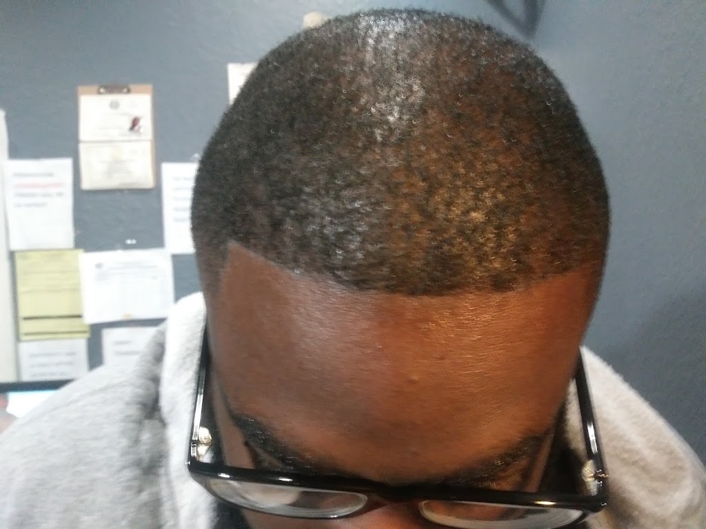 Headliners Barbershop of Plano | 6100 K Ave STE 103, Plano, TX 75074, USA | Phone: (214) 908-6294