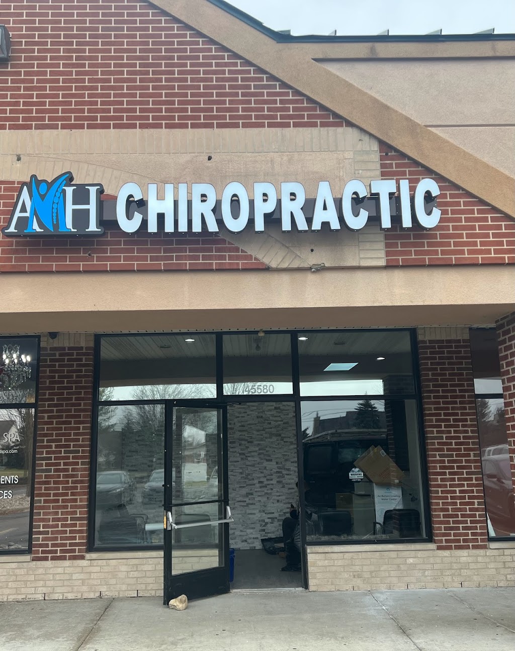 Applied Modern Health (AMH Chiropractic) | 45580 Cherry Hill Rd, Canton Township, MI 48187, USA | Phone: (734) 667-4255