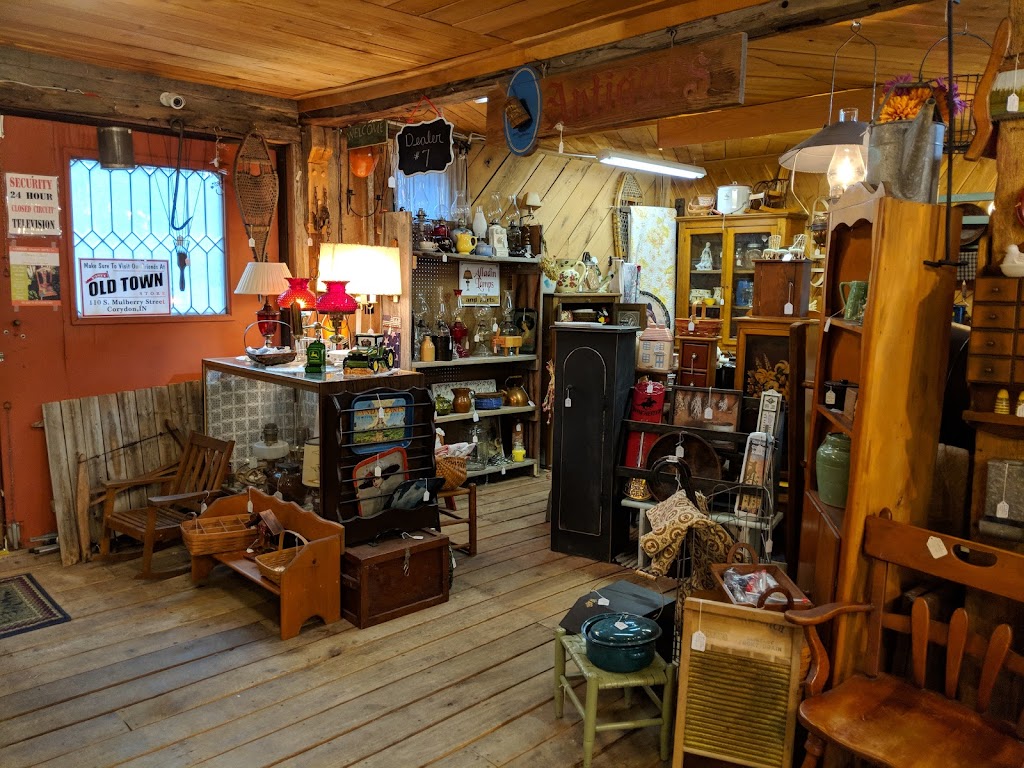 Red Barn Antique Mall | 215 IN-62, Corydon, IN 47112, USA | Phone: (812) 738-6000