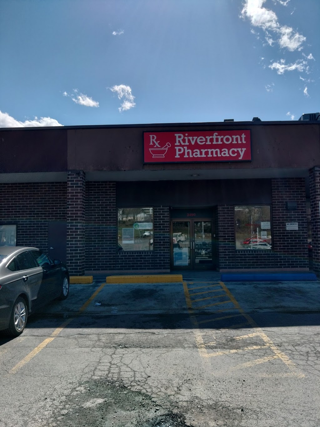 Riverfront Pharmacy | 2490 Riverfront Center, Amsterdam, NY 12010, USA | Phone: (518) 843-0500