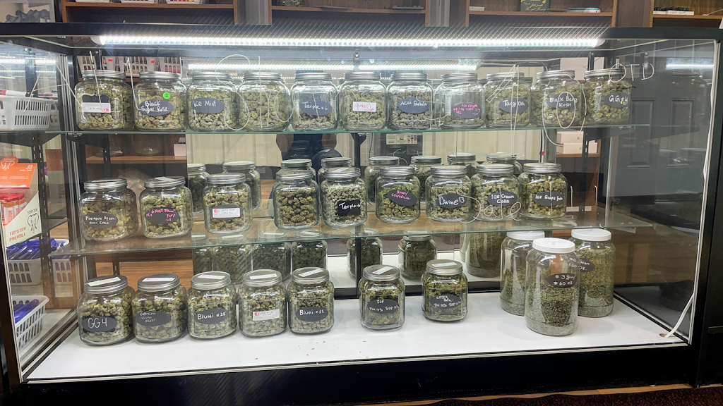 Dank Cannabis Dispensary Bristow, Oklahoma | 610 S Chestnut St, Bristow, OK 74010, USA | Phone: (918) 367-9339