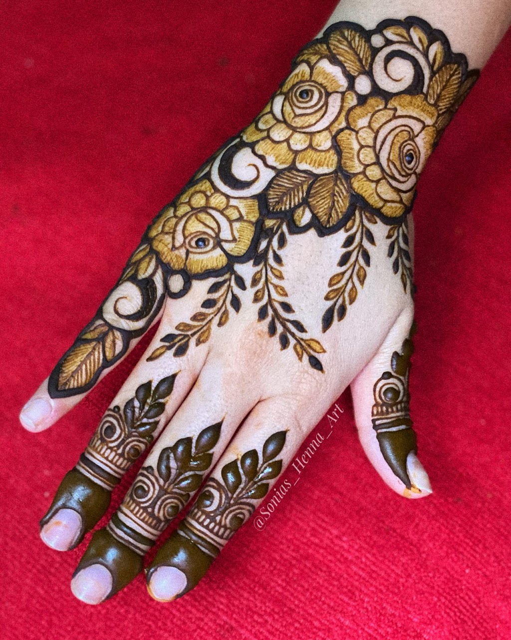 Sonias Henna Art | Scarborough, Toronto, ON M1P 4P5, Canada | Phone: (647) 997-8695