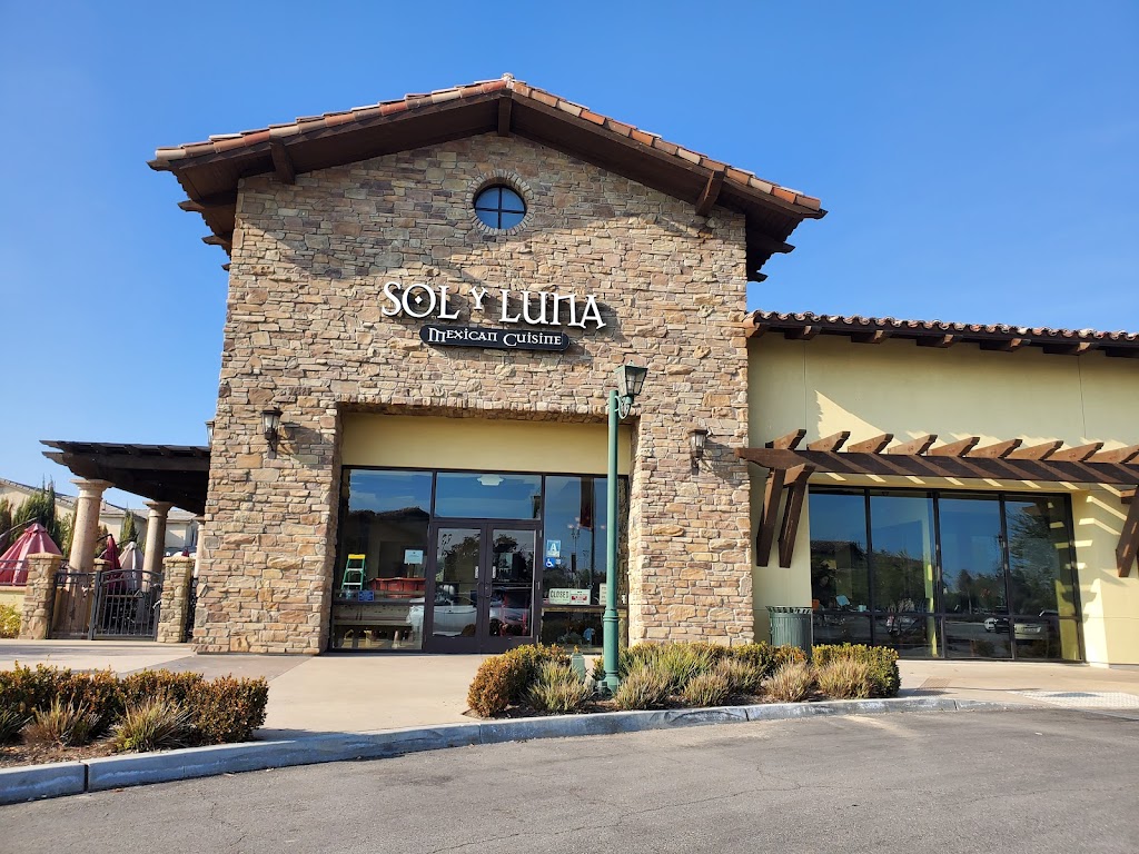 Sol Y Luna Mexican Cuisine | 11420 Ming Ave, Bakersfield, CA 93311 | Phone: (661) 412-4939