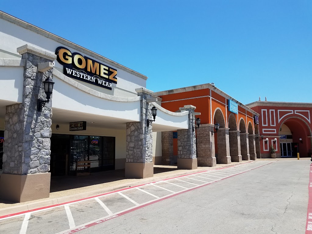 Gomez Western Wear La Gran Plaza | 4200 South Fwy, Fort Worth, TX 76115, USA | Phone: (817) 921-6999