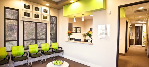 Dee for Dentist | 8772 S Maryland Pkwy, Las Vegas, NV 89123, USA | Phone: (702) 586-7800