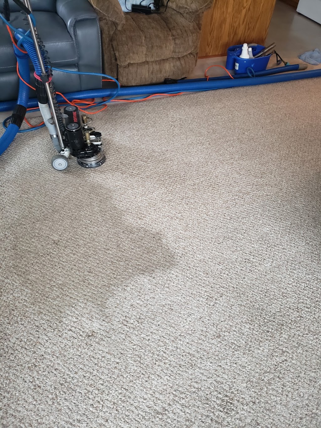 ALL STAR PROFESSIONAL CLEANING, LLC | 717 N Main St, Bowling Green, OH 43402, USA | Phone: (419) 352-3116