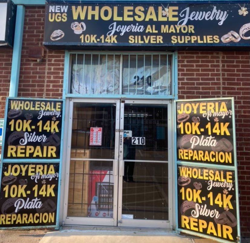 Universal Gold & Silver Wholesale | 11363 Denton Dr, Dallas, TX 75229, USA | Phone: (972) 481-7869 Universal Gold & Silver Wholesale | 11363 Denton Dr, Dallas, TX 75229, USA | Phone: (972) 481-7869