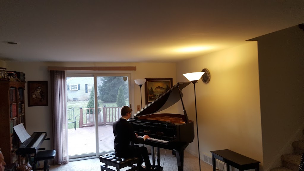 Private Piano Lessons by Tatyana | 3498 Aquarious Cir, Oakland Charter Township, MI 48363, USA | Phone: (248) 892-1562