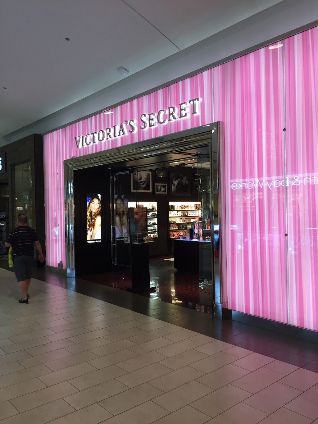 Victorias Secret | 342 Los Cerritos Center c10, Cerritos, CA 90701, USA | Phone: (562) 860-1245