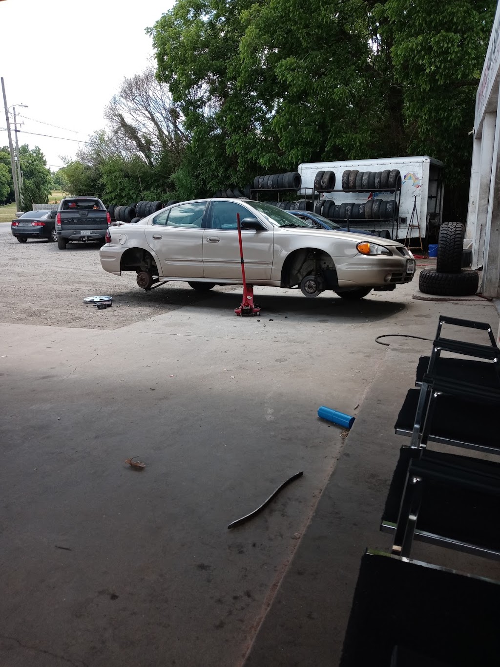 Performance Tire And Auto Sales | 1725 N Fayetteville St, Asheboro, NC 27203, USA | Phone: (336) 328-6335