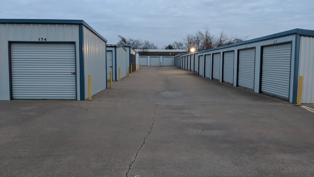 StorMaXX Self Storage | 1501 S Main St, Cleburne, TX 76033, USA | Phone: (817) 648-3250